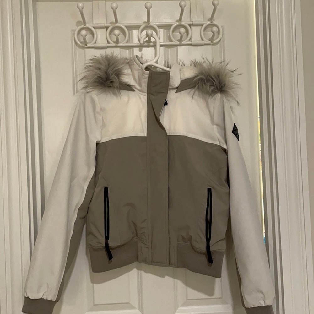 Cozy Lines Hollister Jacket